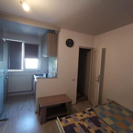 Holidays Inn Studio Bükreş Dış mekan fotoğraf